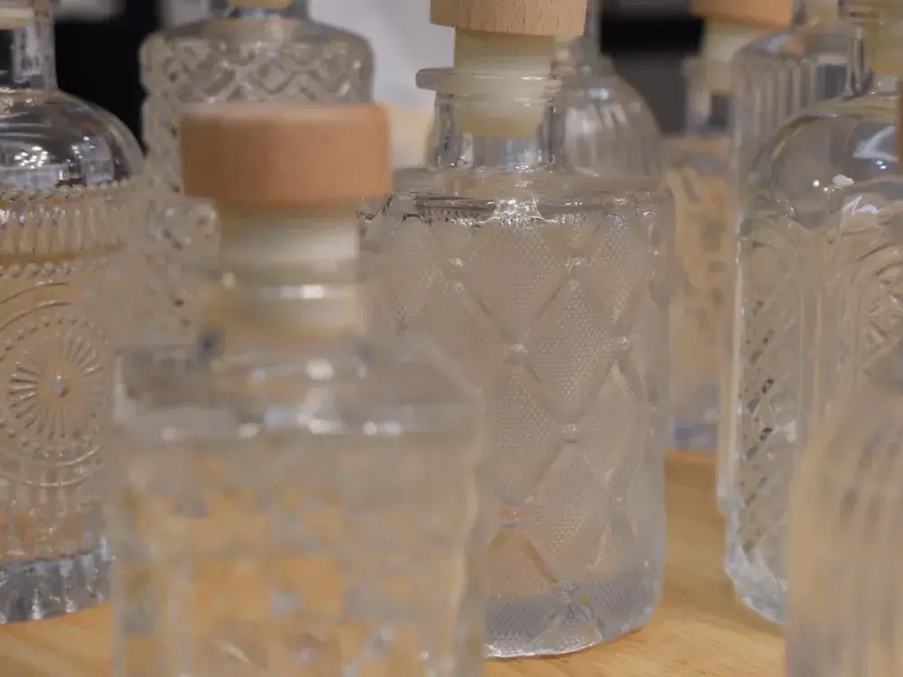 mini bottles