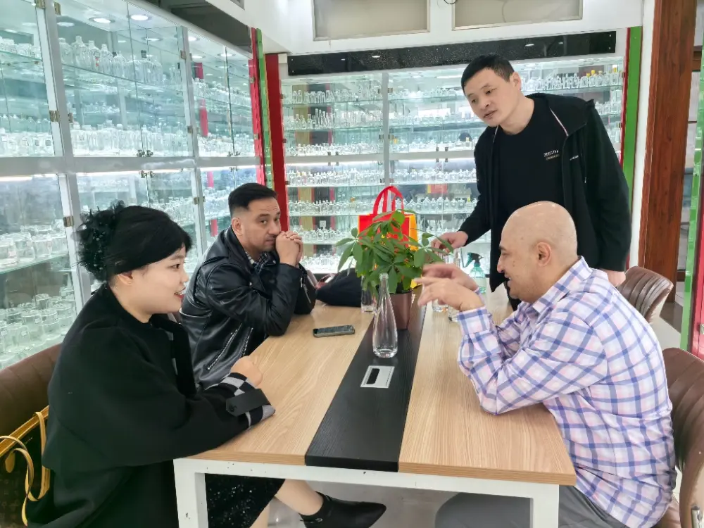 Partners-of-Ruisheng-Glass-Bottle-Manufacturer