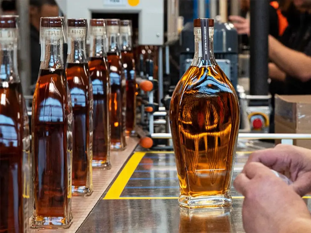 Whisky-bottle-finish