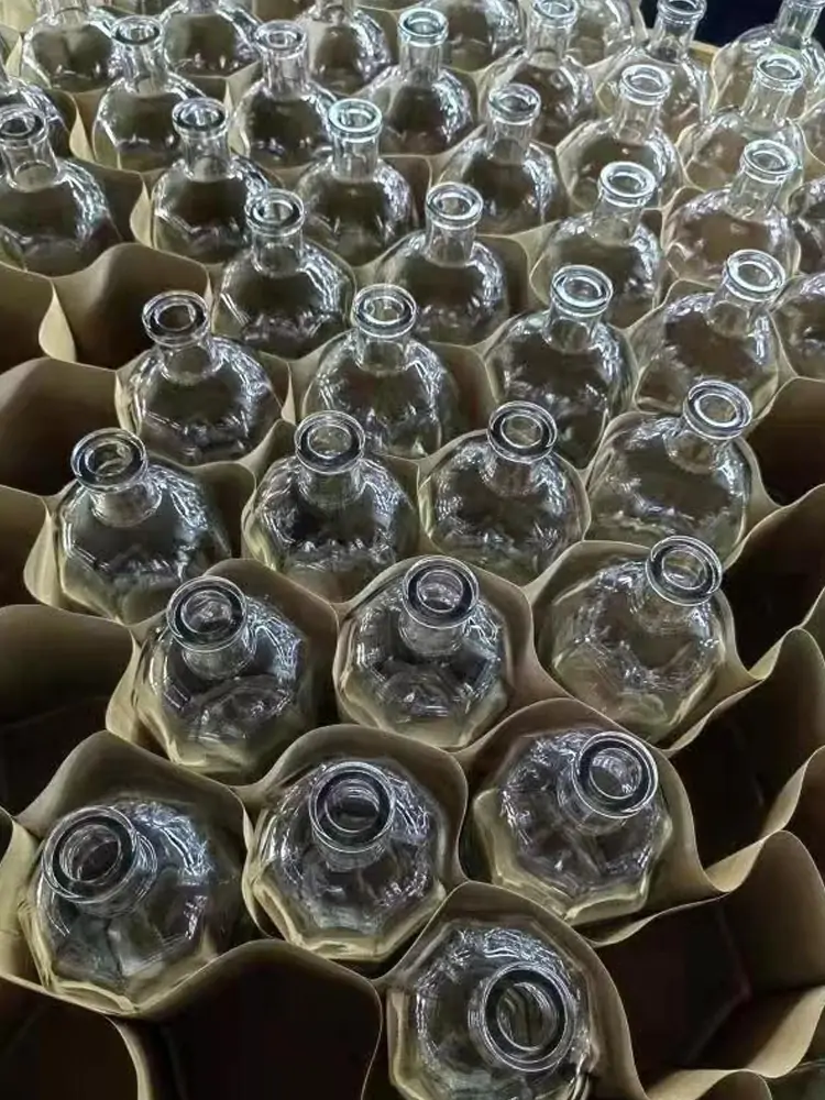 glass-bottles-packing