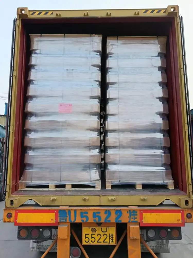 liquor-bottles-packing