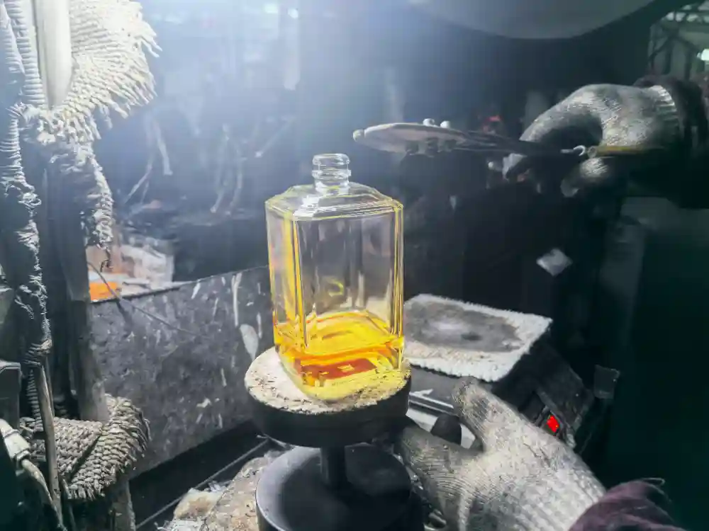 Quality-Control-for-Glass-Bottle-Manufacturing